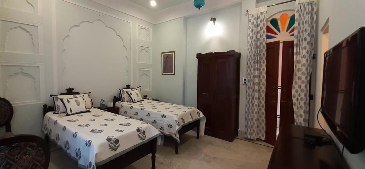 فندق Raj Rajeshwari Haveli جايبور الغرفة الصورة