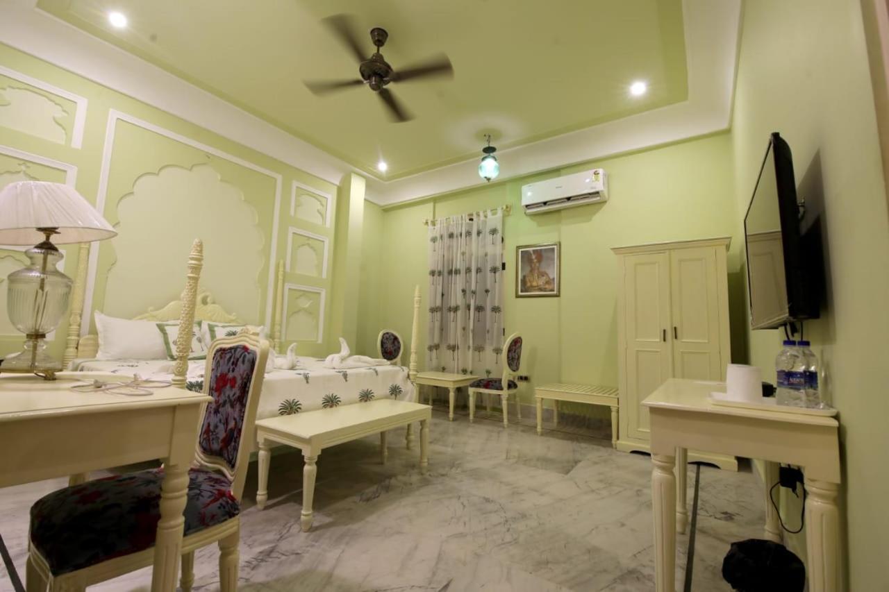 فندق Raj Rajeshwari Haveli جايبور الغرفة الصورة